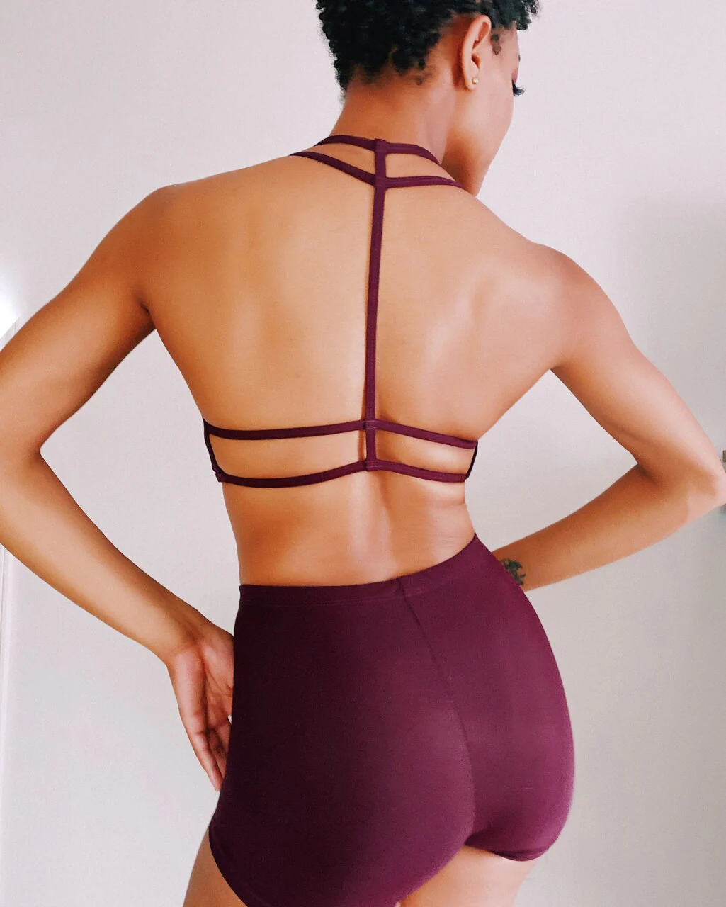 Ilia Custom Crop Top - Image 4