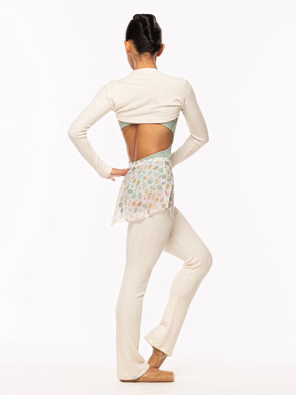 Shrug Knit Cream RTW - Image 11